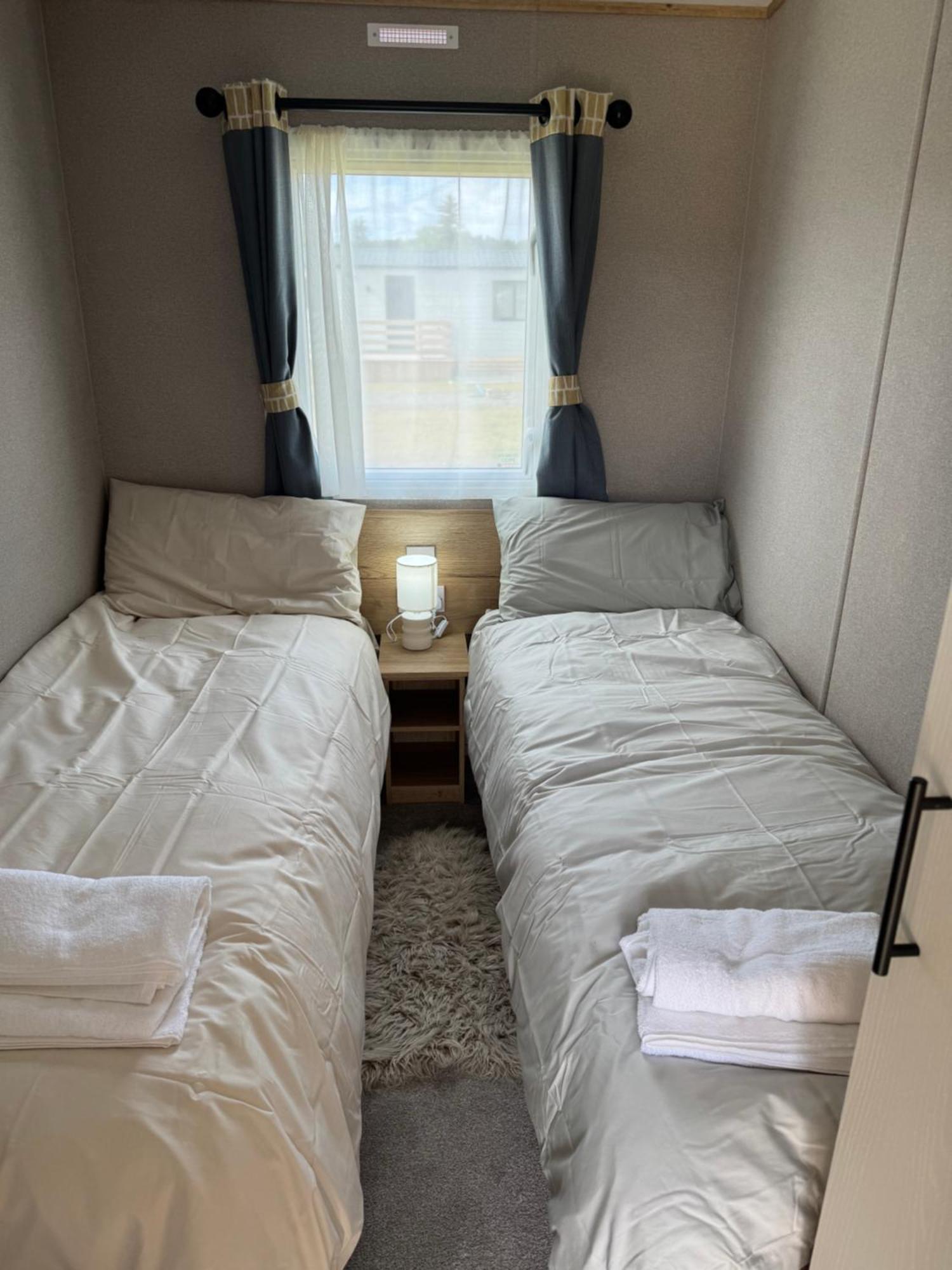 Wildcat Lodge Grantown On Spey Extérieur photo